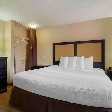 Extended Stay America Suites - Rockford - I-90 Екстериор снимка