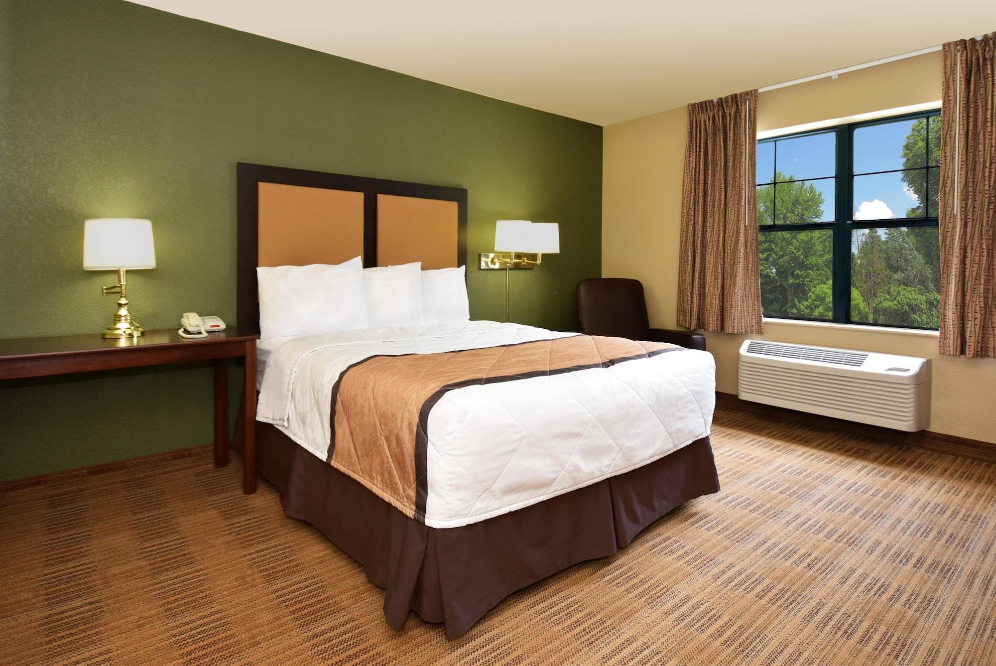 Extended Stay America Suites - Rockford - I-90 Екстериор снимка