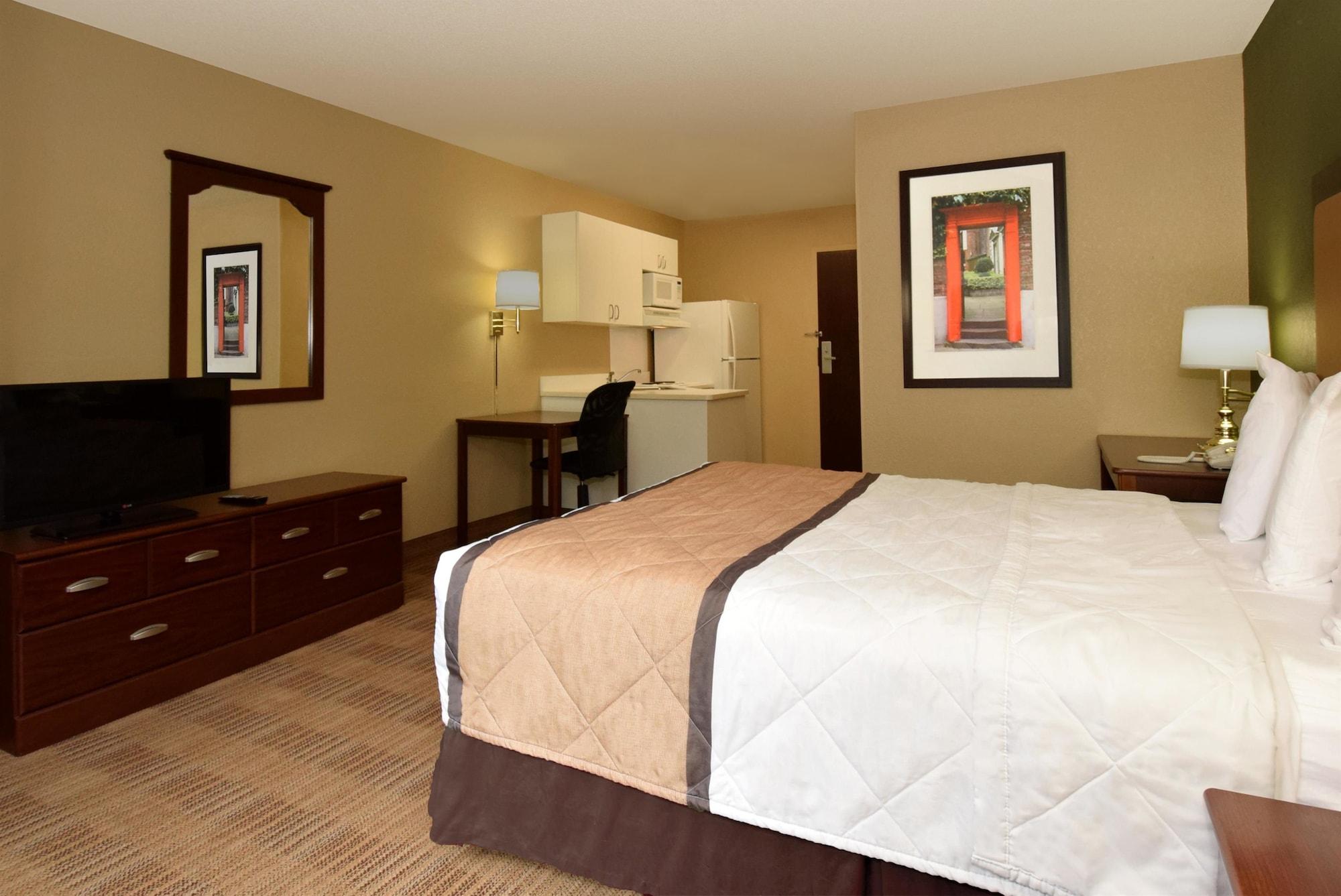 Extended Stay America Suites - Rockford - I-90 Екстериор снимка