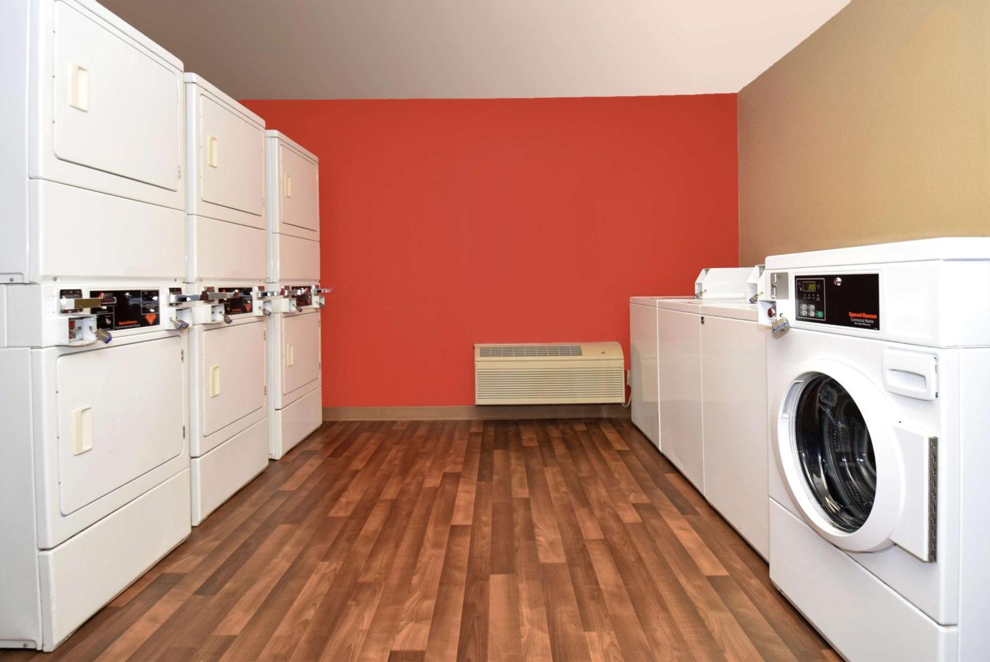 Extended Stay America Suites - Rockford - I-90 Екстериор снимка