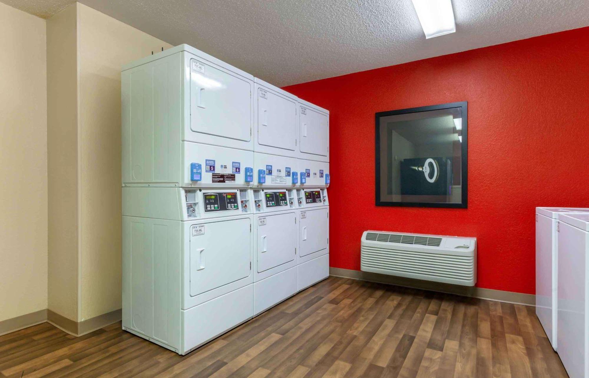 Extended Stay America Suites - Rockford - I-90 Екстериор снимка