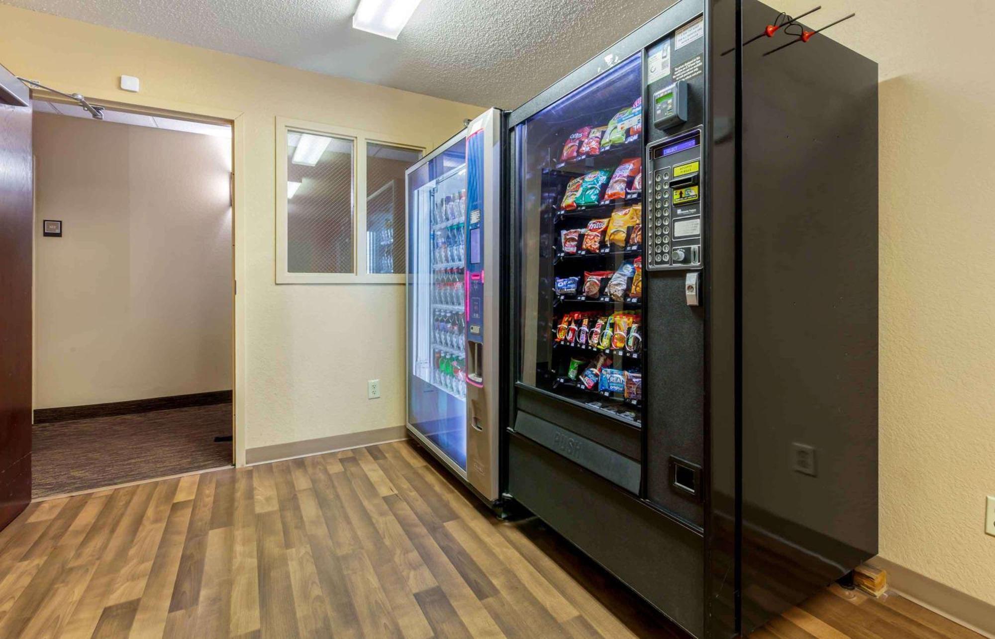 Extended Stay America Suites - Rockford - I-90 Екстериор снимка