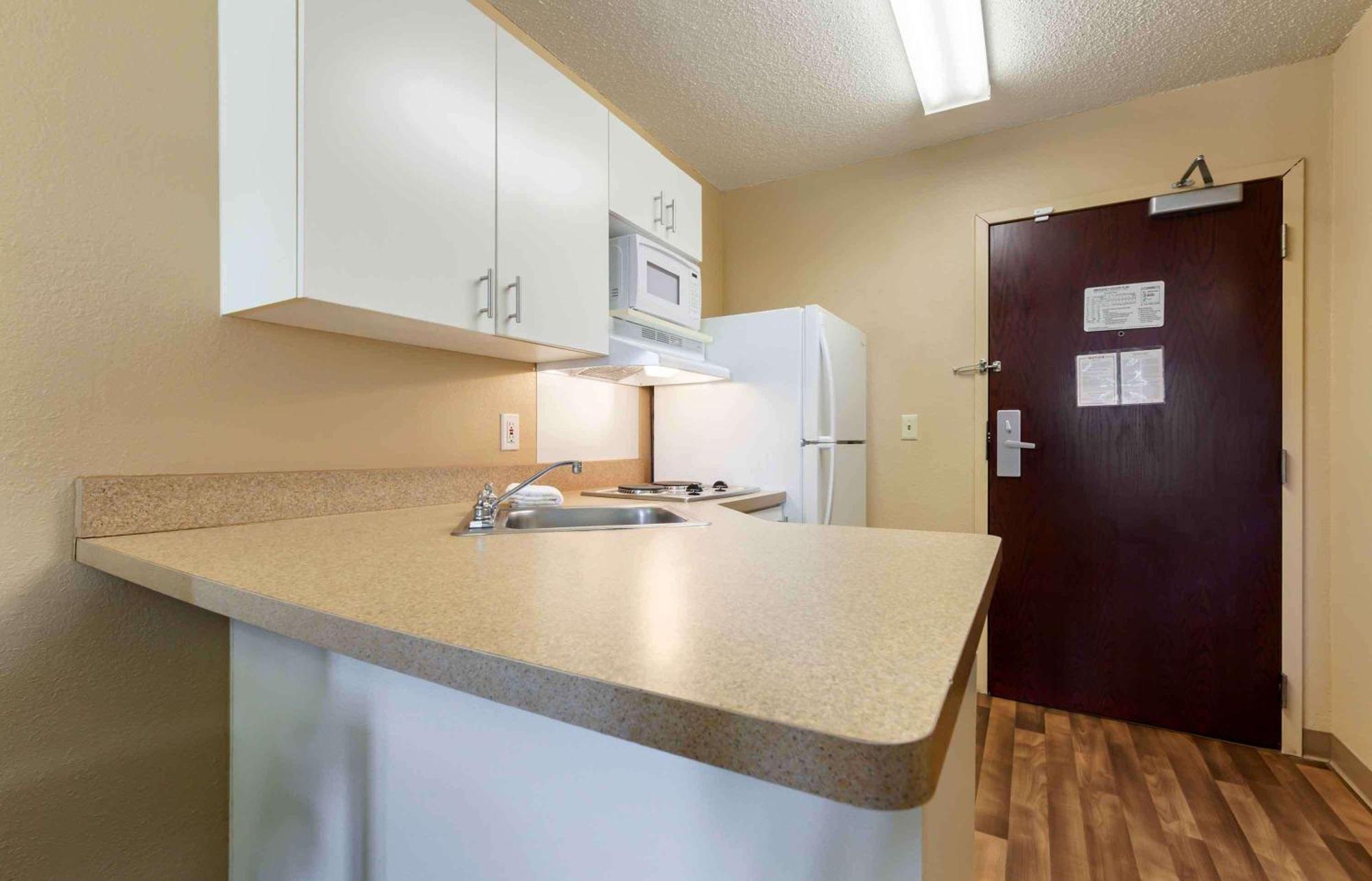 Extended Stay America Suites - Rockford - I-90 Екстериор снимка
