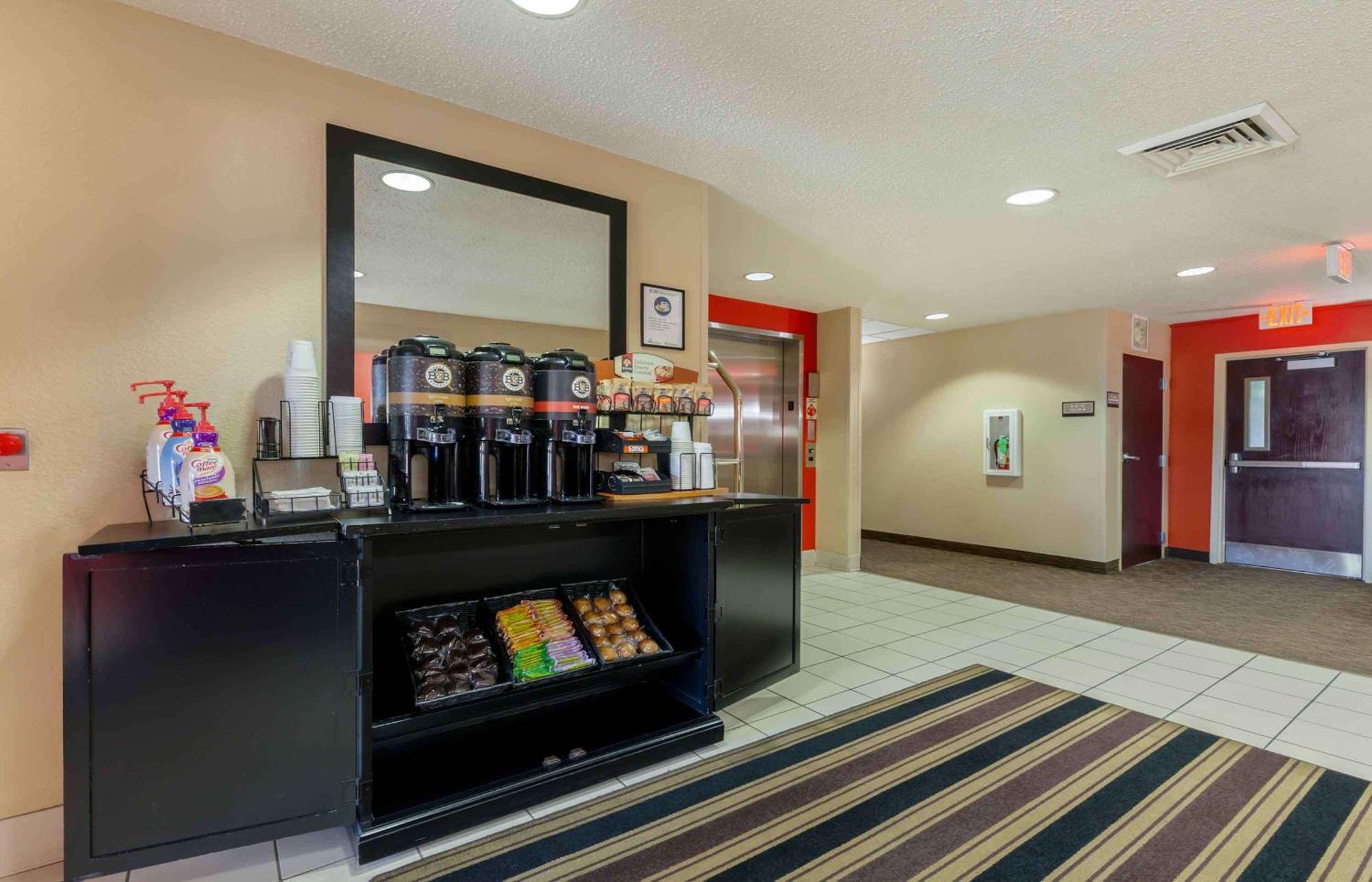 Extended Stay America Suites - Rockford - I-90 Екстериор снимка