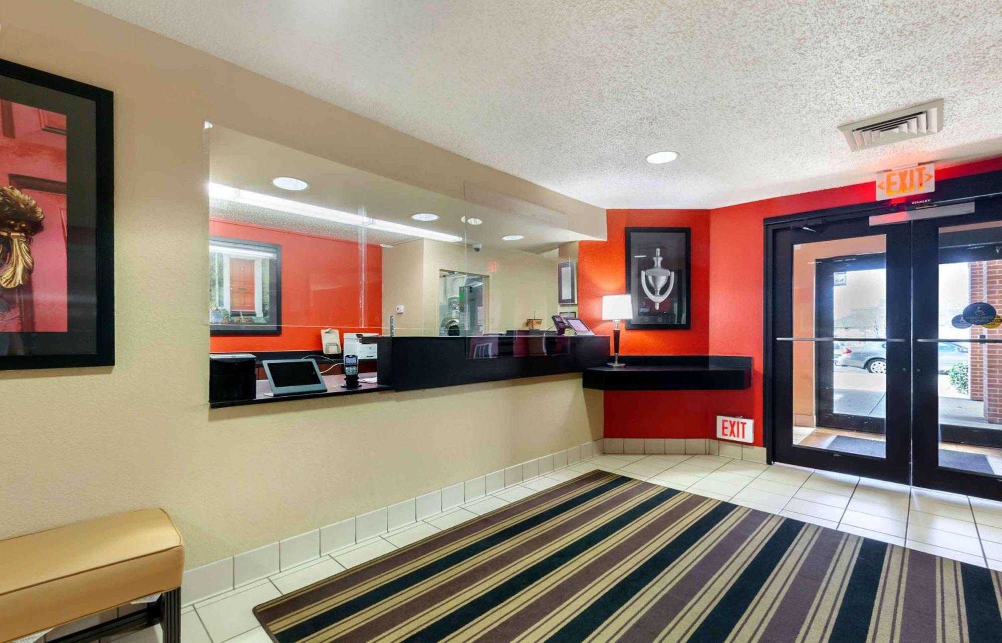 Extended Stay America Suites - Rockford - I-90 Екстериор снимка