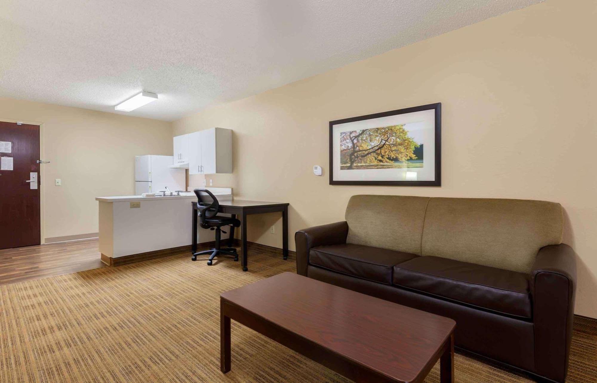 Extended Stay America Suites - Rockford - I-90 Екстериор снимка
