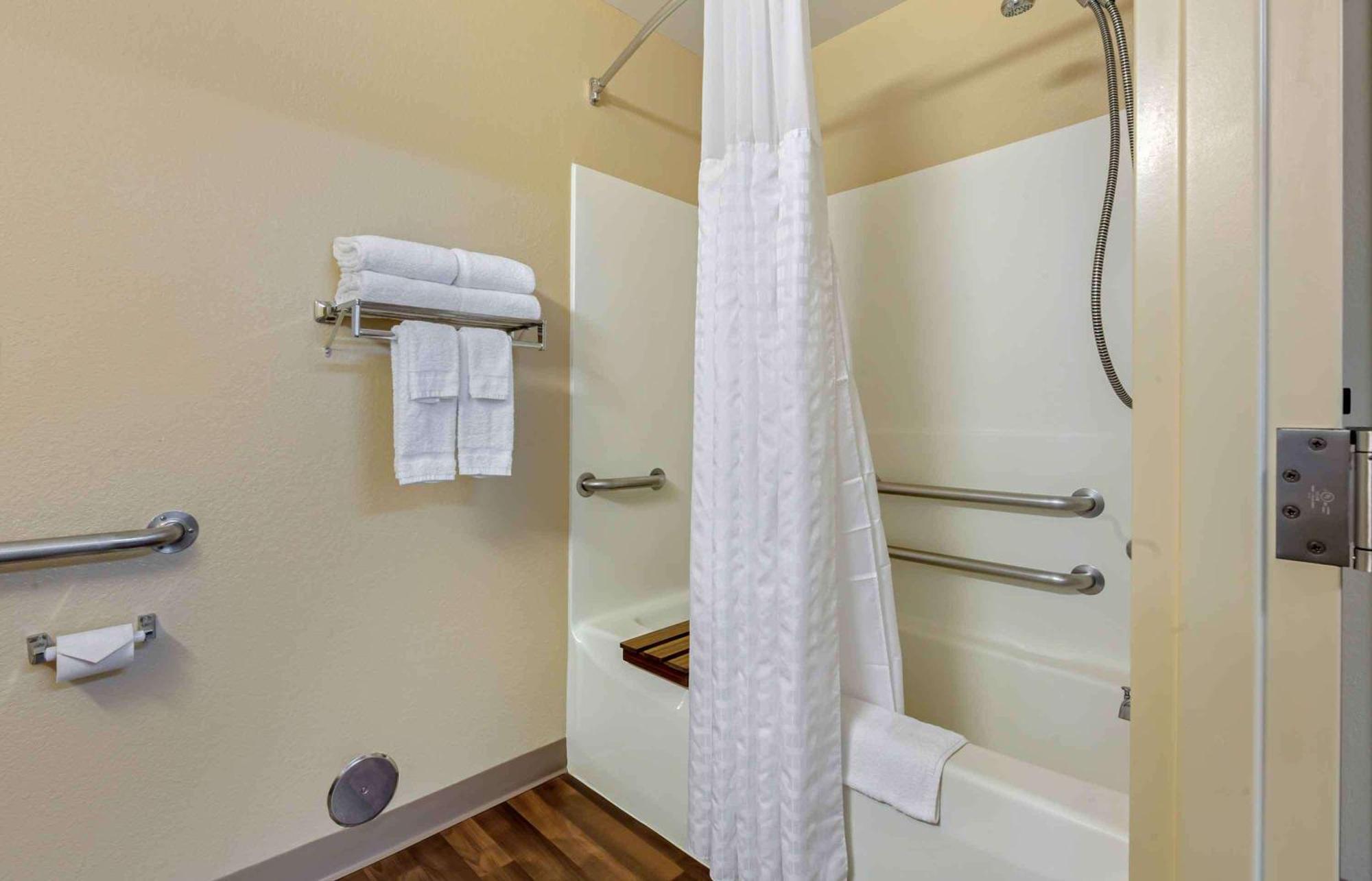 Extended Stay America Suites - Rockford - I-90 Екстериор снимка