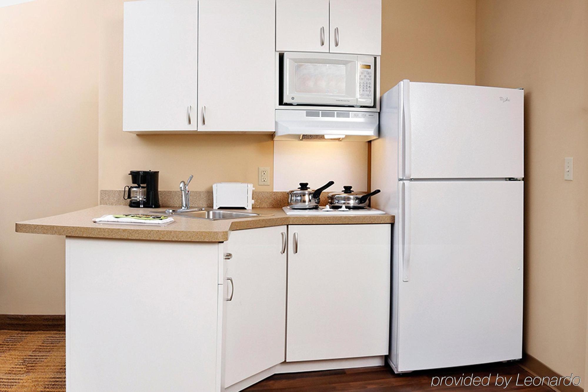 Extended Stay America Suites - Rockford - I-90 Екстериор снимка